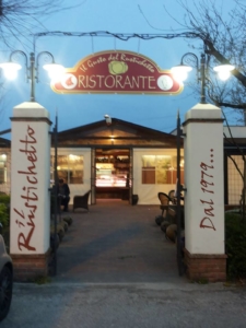 EVENTO ANNULLATO Country...........alla rotonda @ Il Rustichetto | Lucca | Toscana | Italia